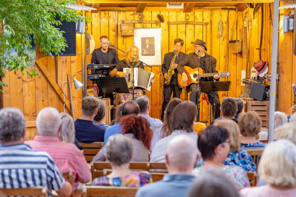 Fercher ObstkistenBühne, Foto: Martin Karnbach, Lizenz: Gemeinde Schwielowsee